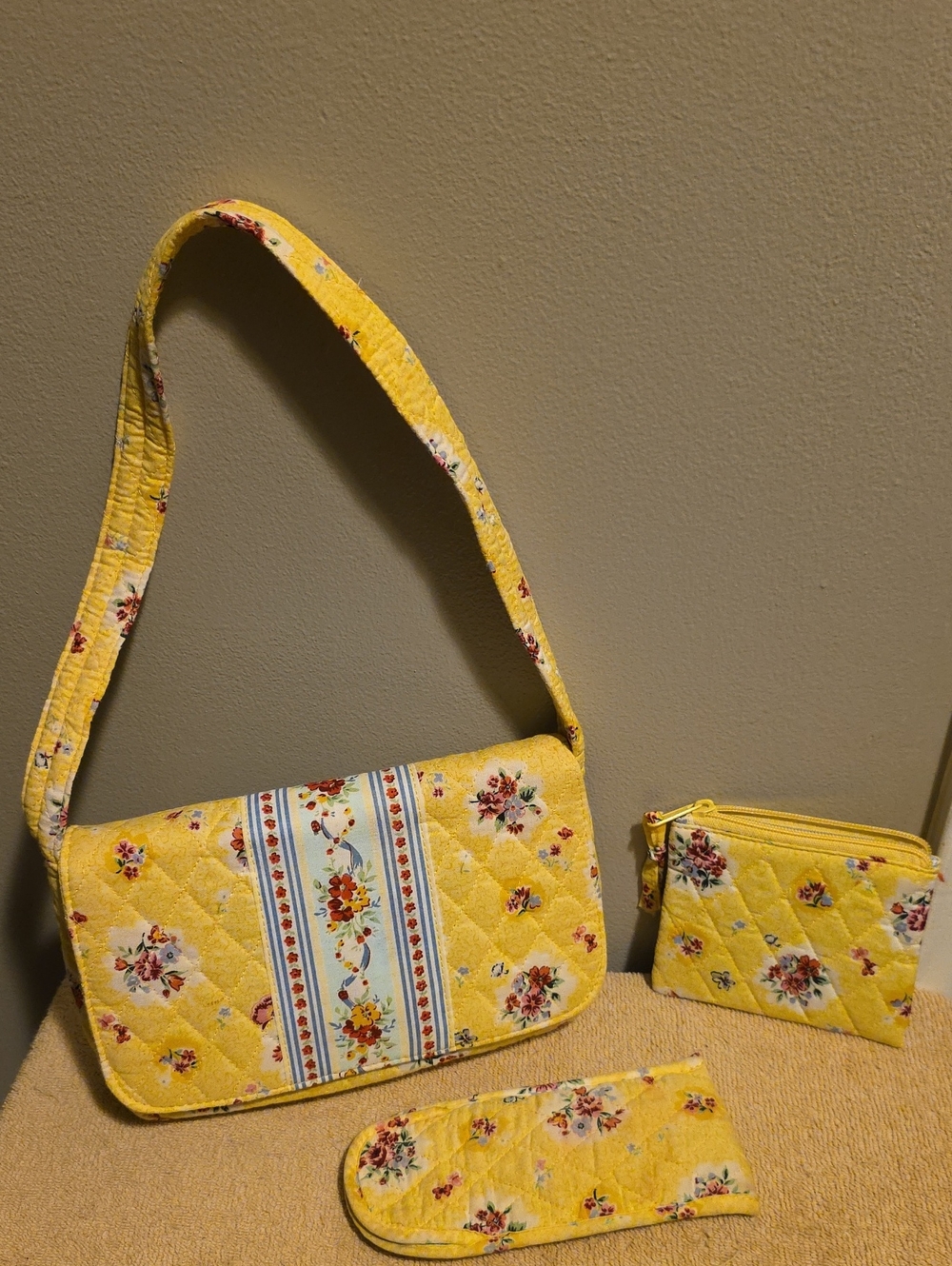 Yellow Floral Quilted Shoulder Bag Set - Inv.537
